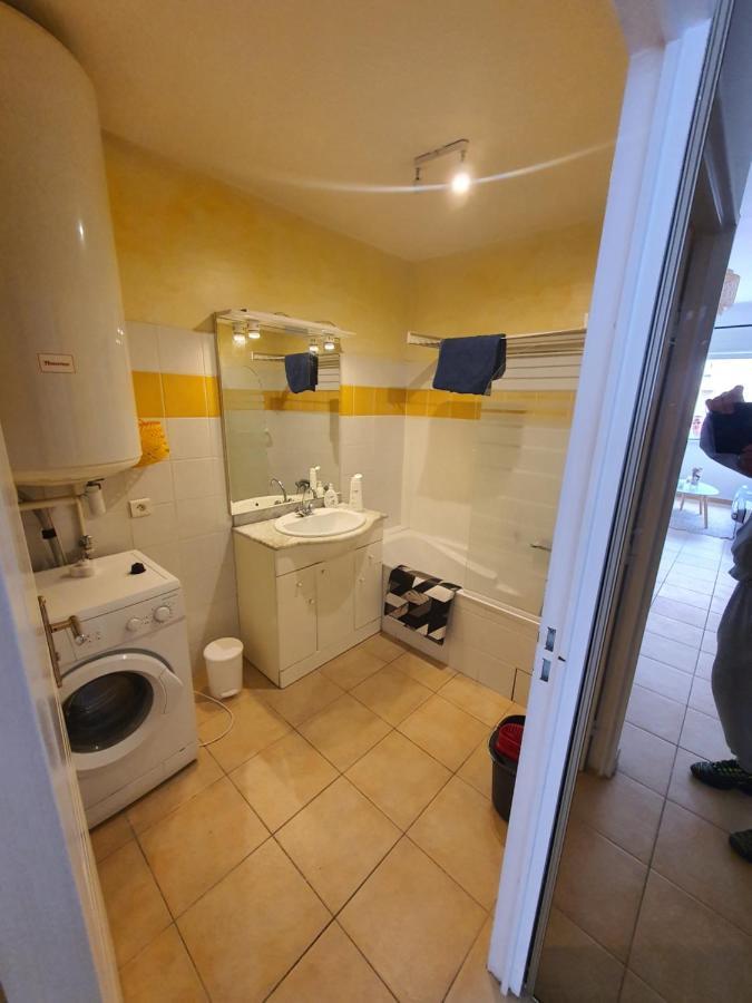 Sainte Maxime grand studio climatisé proche du bord de mer Sainte-Maxime Extérieur photo